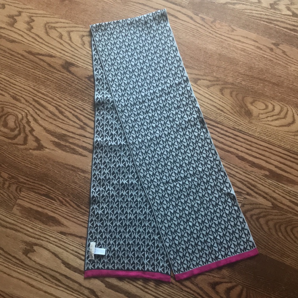 Michael Kors Logo Scarf
